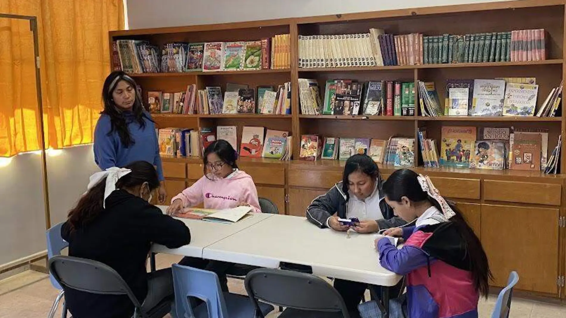 Ponen en funciones biblioteca de la primaria “Adolfo López Mateos” (1)